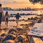 Que faire dans le morbihan en famille : balade sur le sentier côtier, enfants et parents vers l’eau au Morbihan